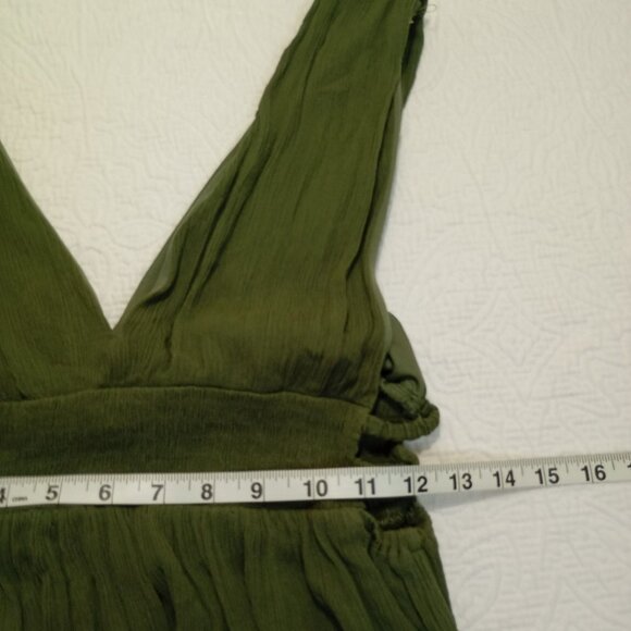 Just Found Maxi Dress XL Empire Court Olive Green V Neck With Smocked Waist - Picture 9 of 9